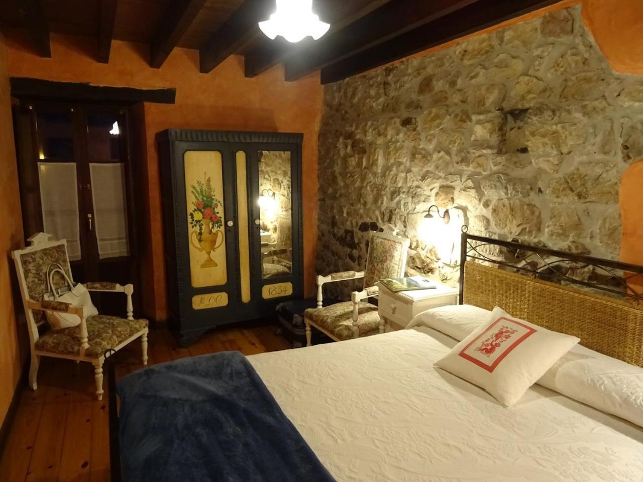 La Portiella Del Llosu Pandiello 外观 照片