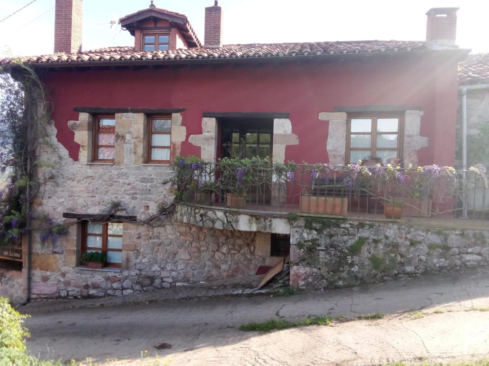 La Portiella Del Llosu Pandiello 外观 照片
